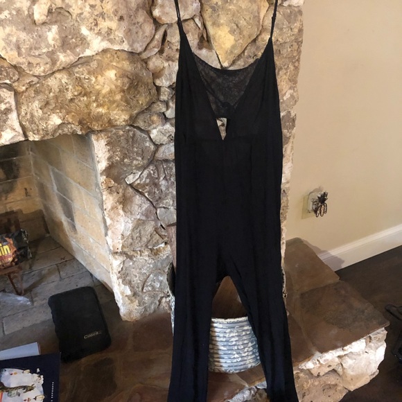 Black romper - Picture 1 of 2